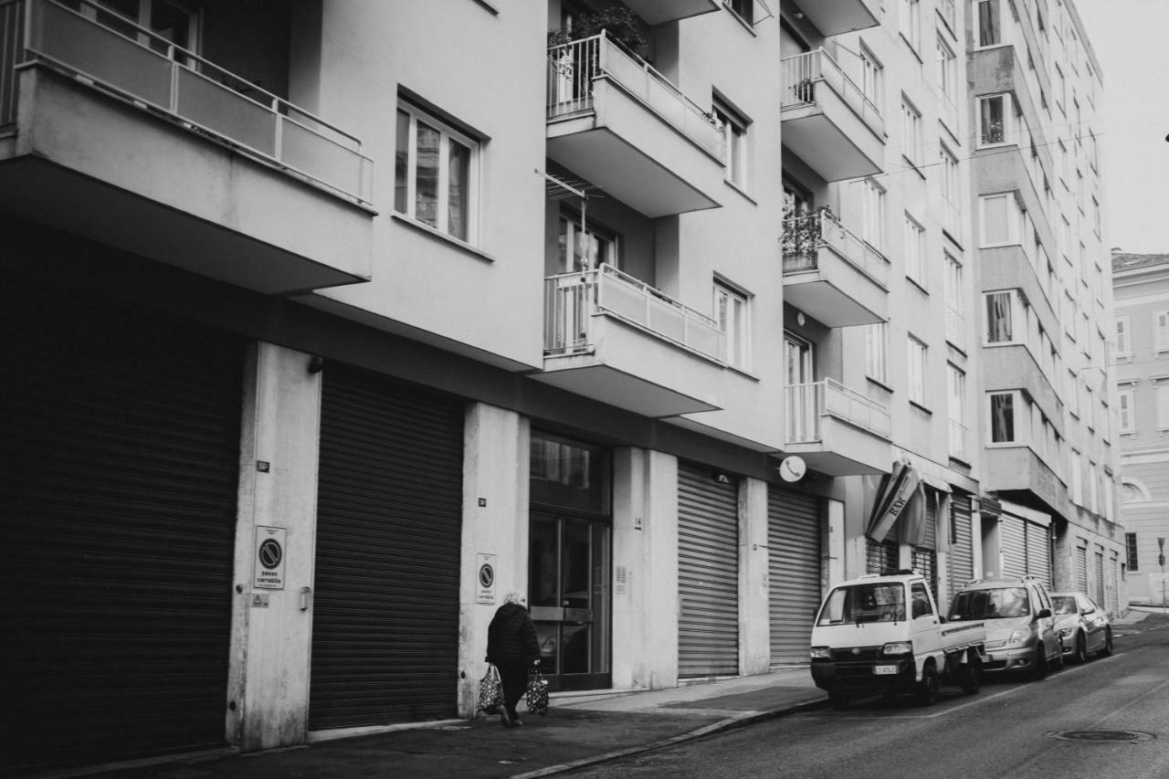 La Boutique Del Vento - Esclusivo In Pieno Centro Apartment Trieste Exterior photo